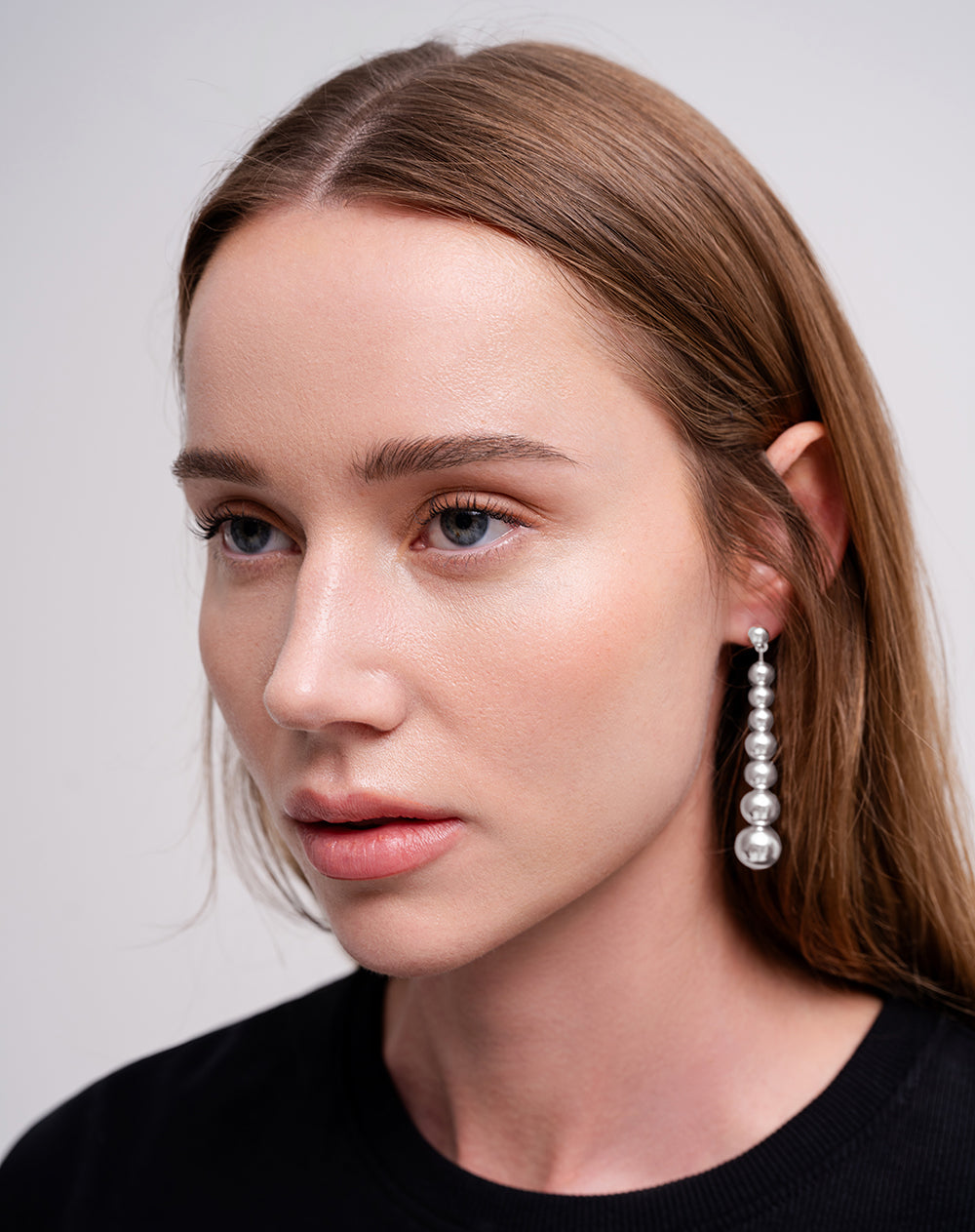 Aretes largos plateados