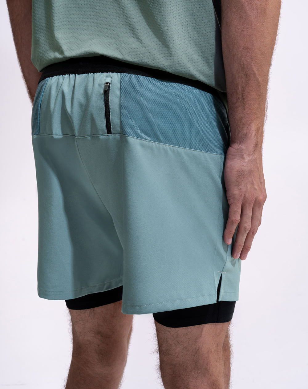 Short pantaloneta gris verdoso