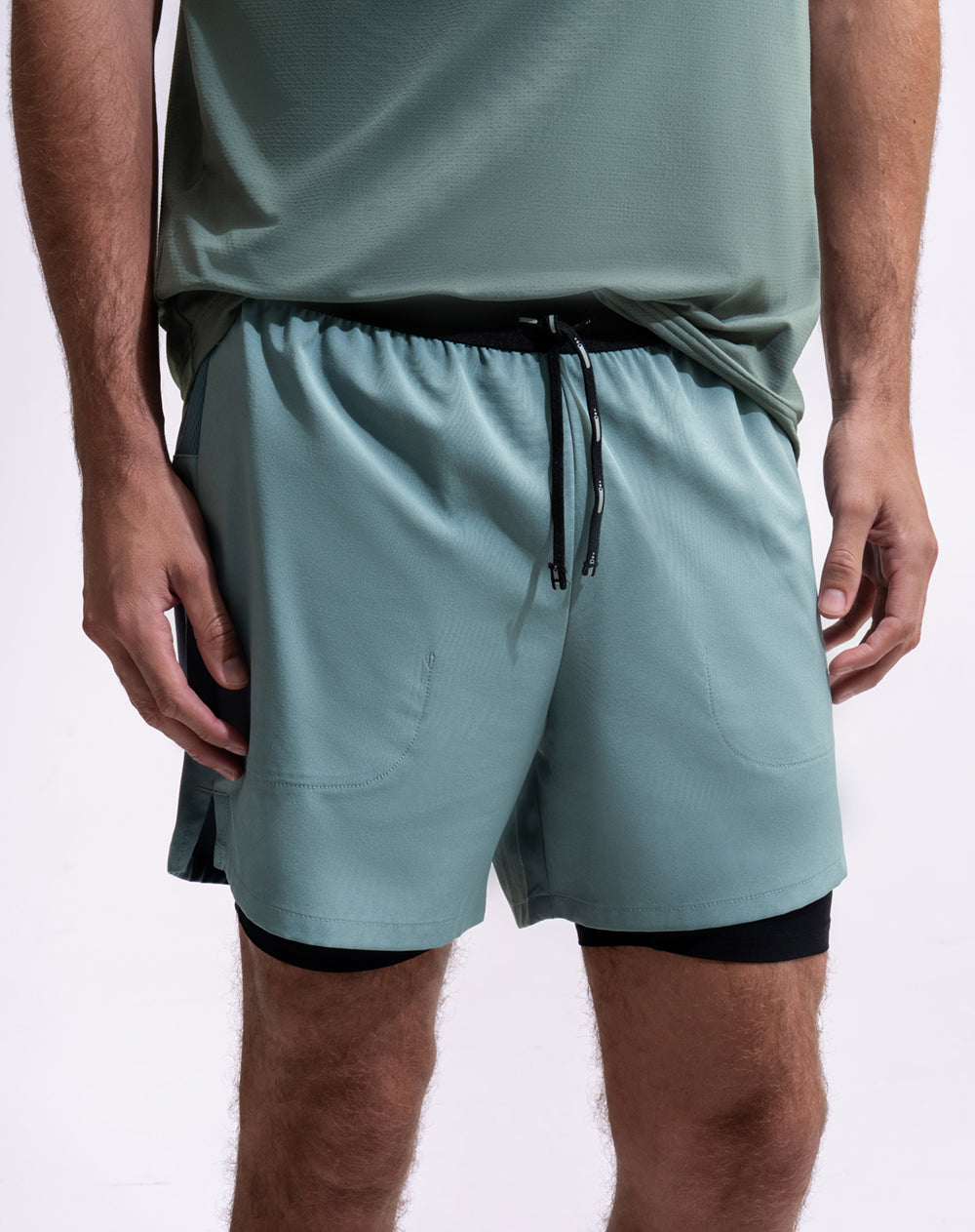 Short pantaloneta gris verdoso