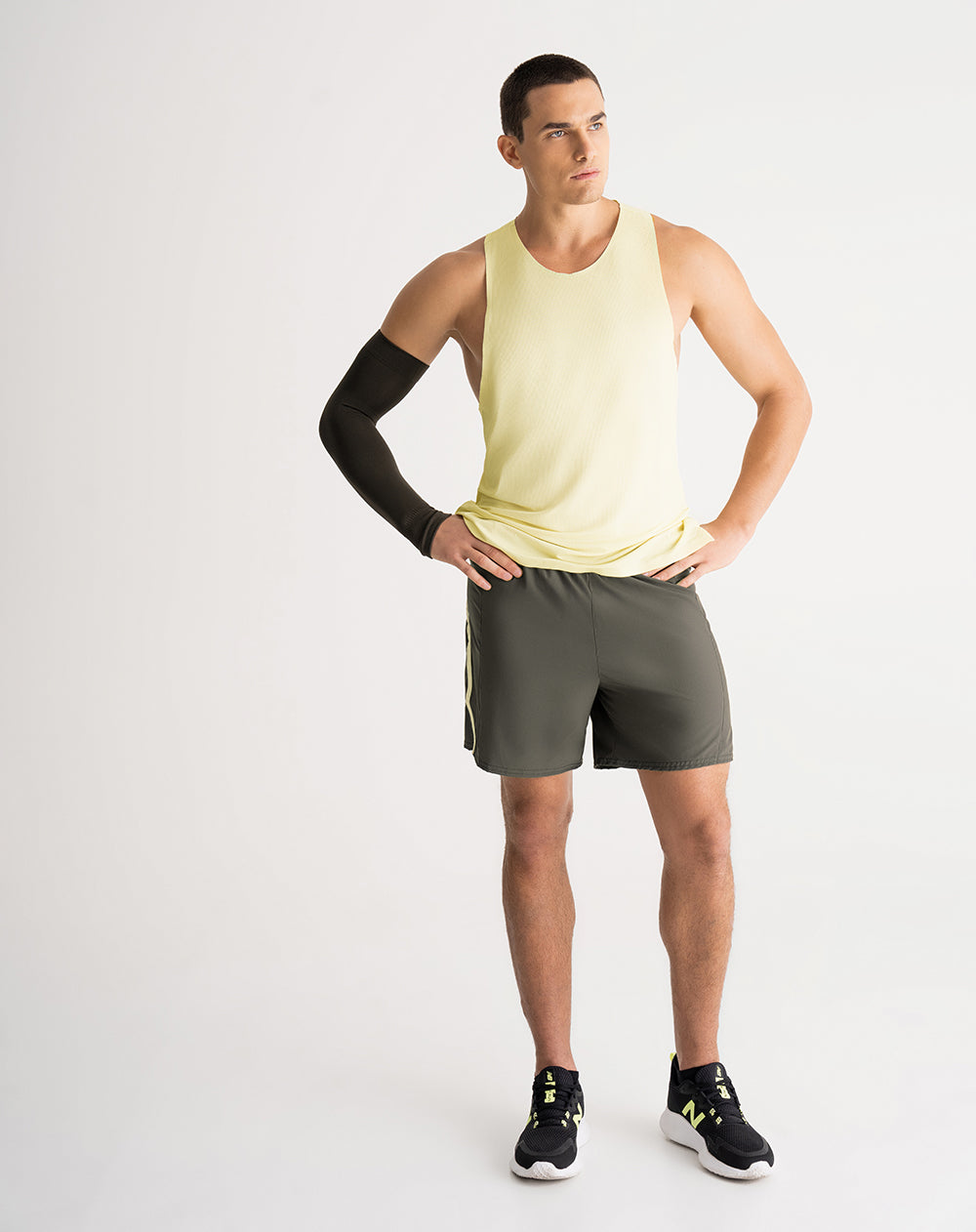 Camiseta regular fit amarilla