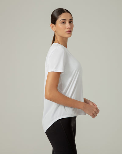 Camiseta deportiva mujer control humedad blanca