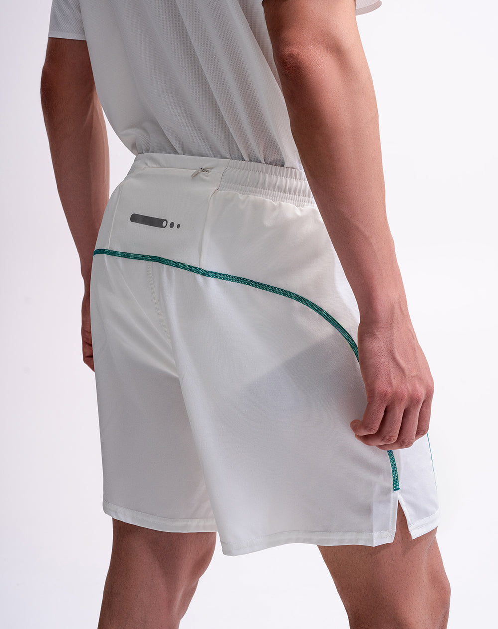 Pantaloneta deportiva secado rápido blanca hombre