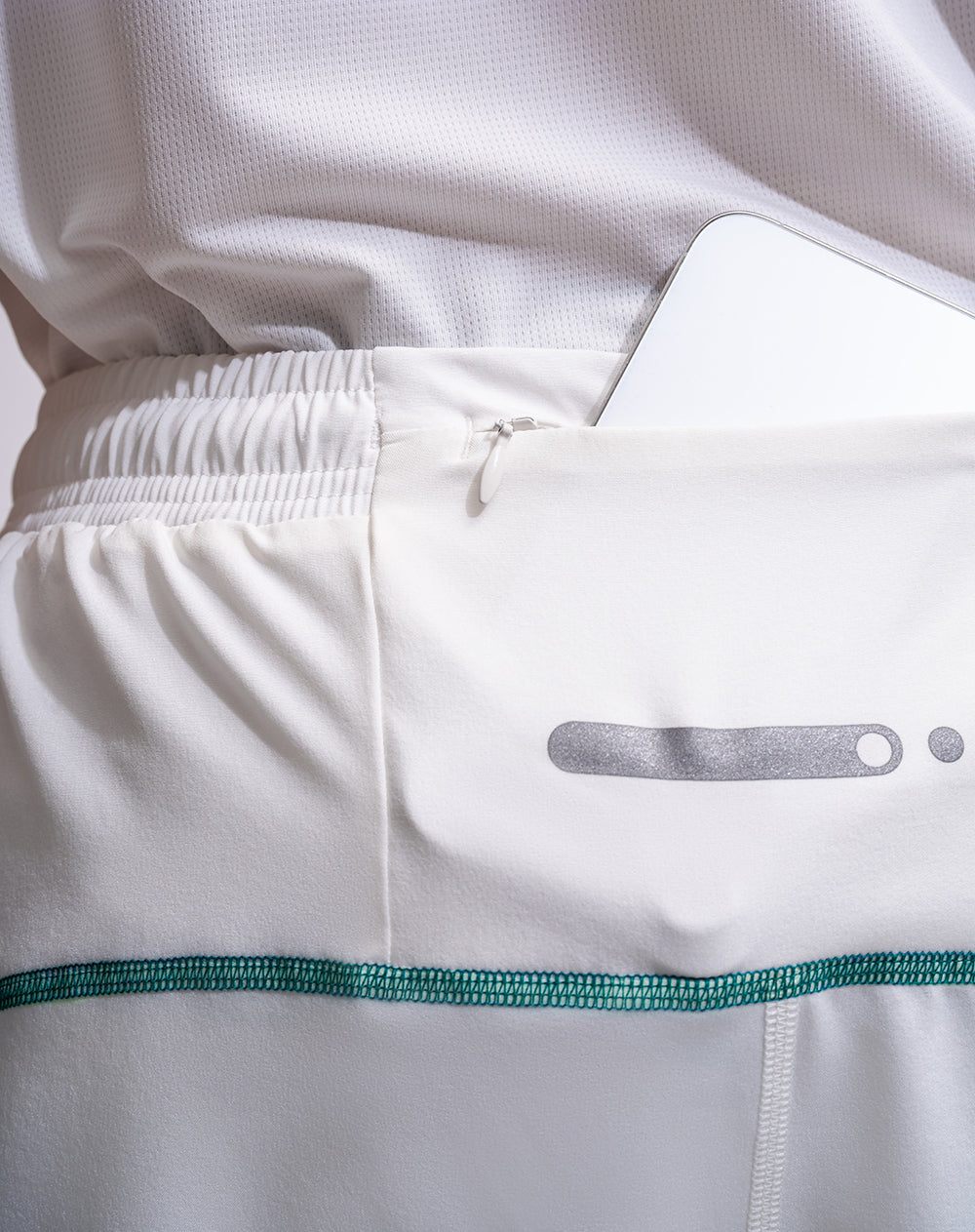 Pantaloneta deportiva secado rápido blanca hombre