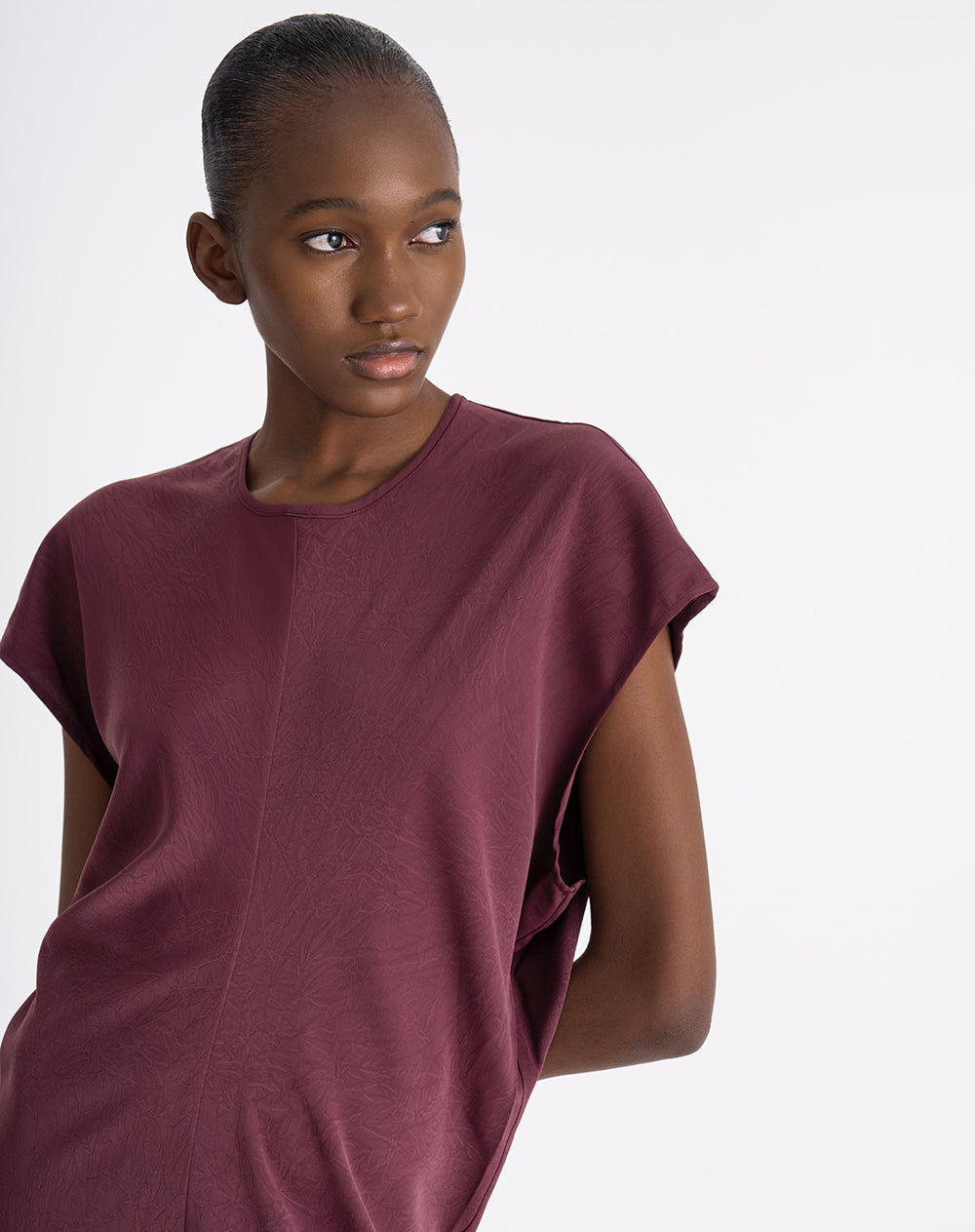 Vestido midi drapeado vino tinto mujer