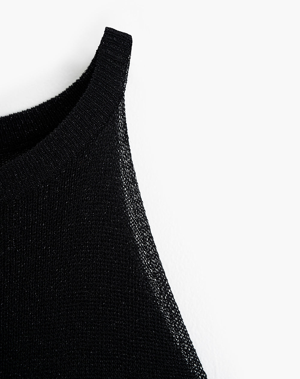 Blusa ajustada tejida acabado brillo negra mujer