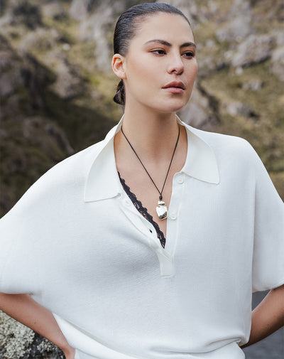 Polo regular tejido de punto crema mujer