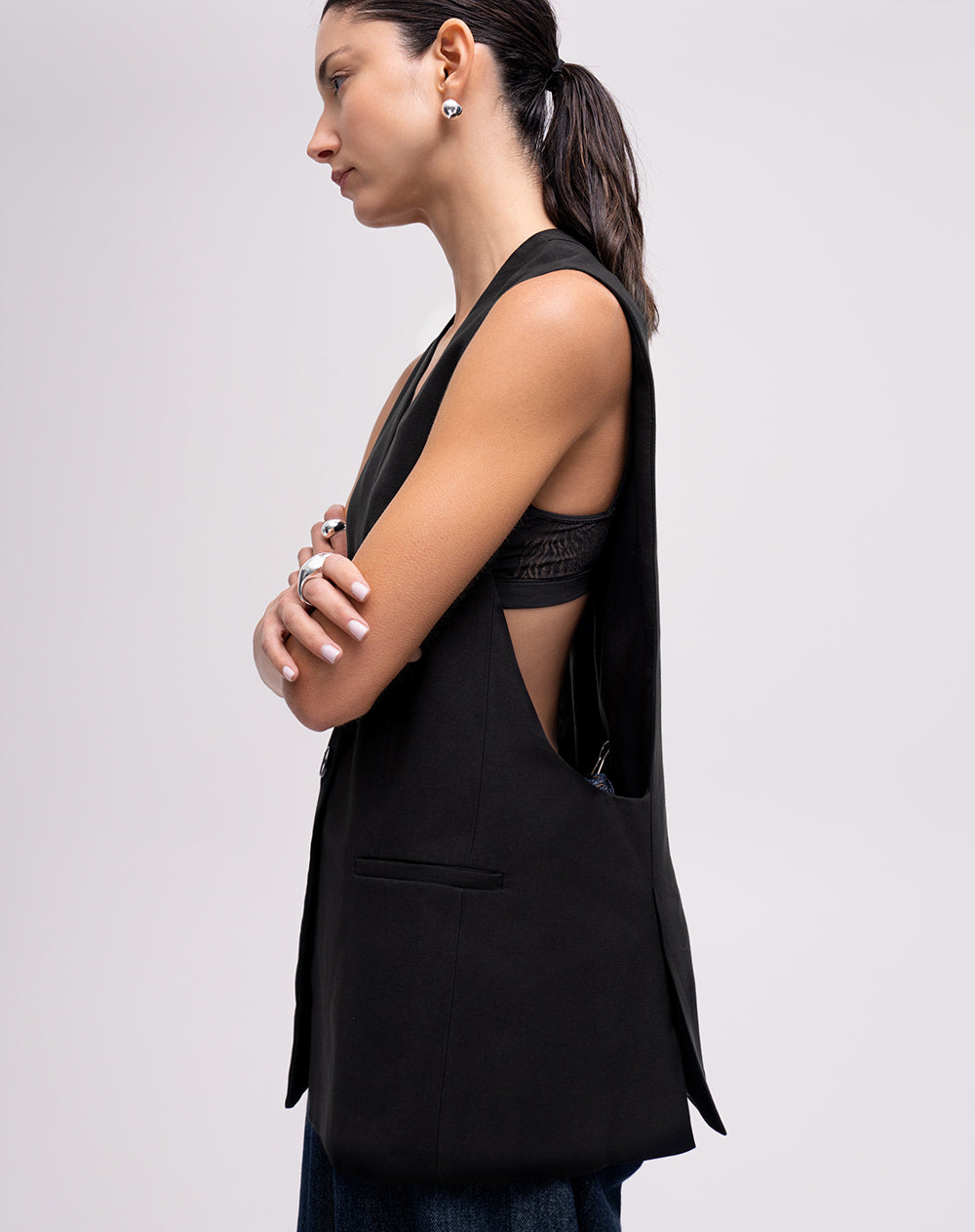 Chaleco tipo sastre oversize negro mujer