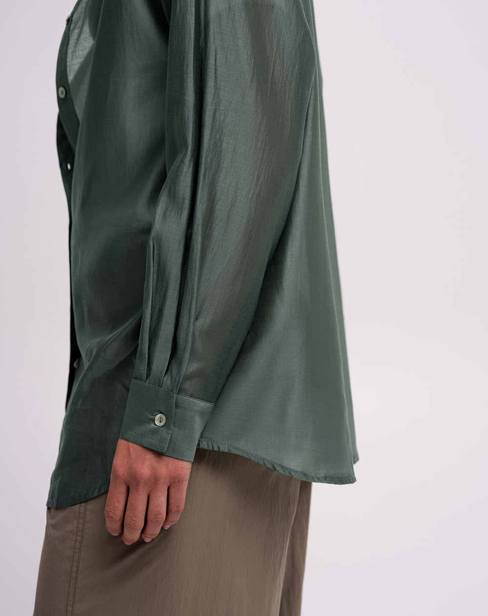 Camisa manga larga oversize transparencia verde mujer