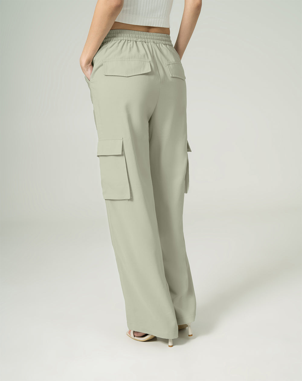Pantalón regular fit tiro alto verde