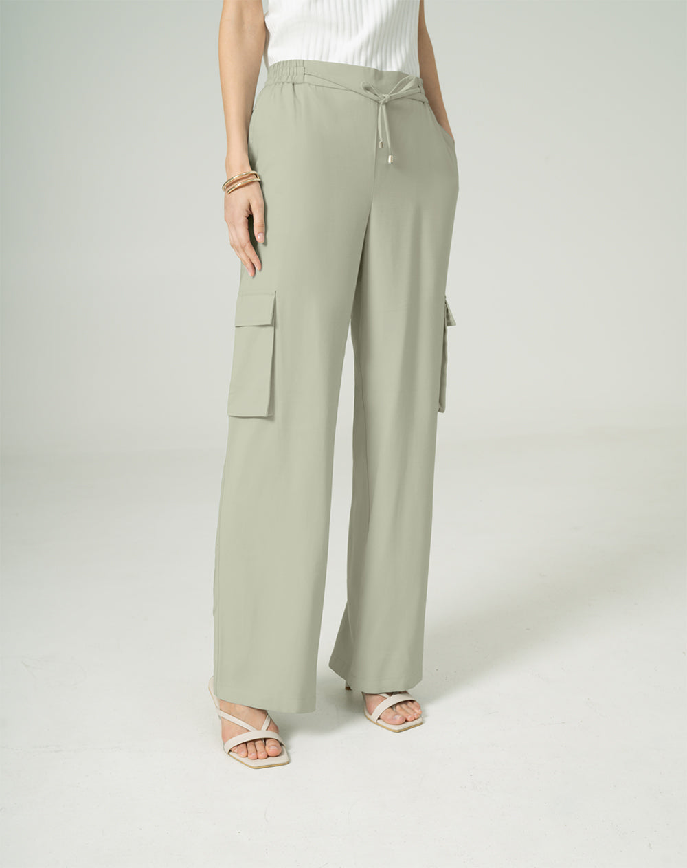 Pantalón regular fit tiro alto verde