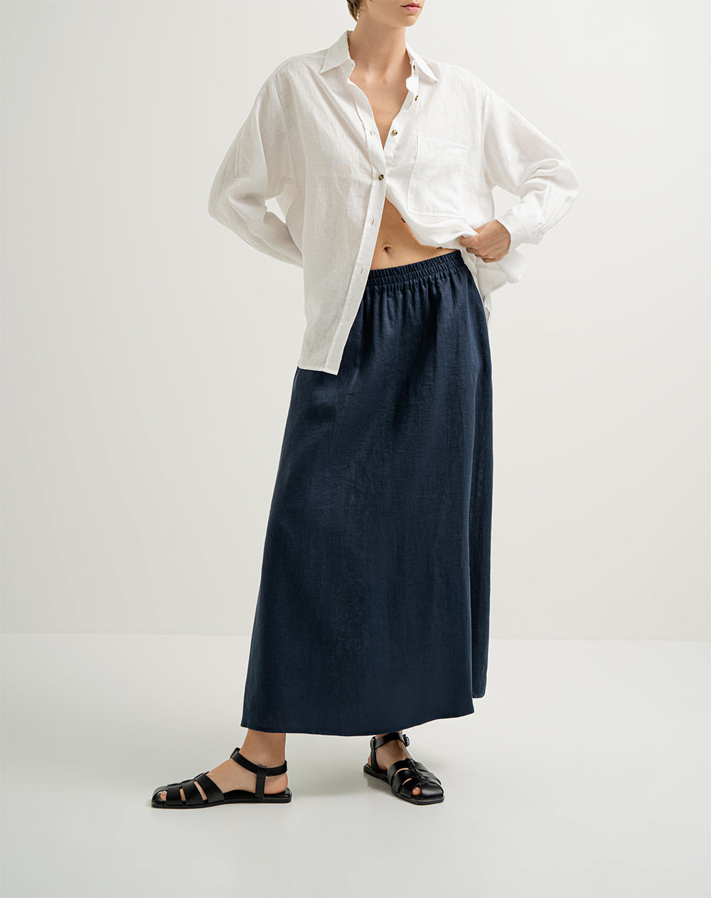Falda midi tiro alto bolsillos laterales azul marino para mujer