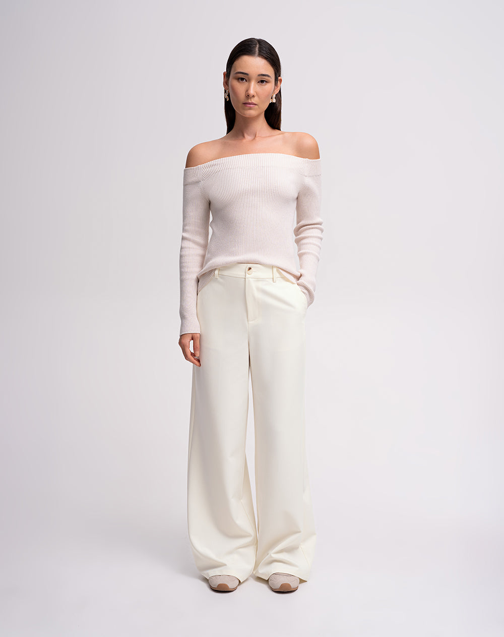 Pantalón recto tiro alto crema mujer