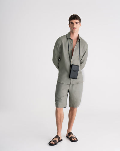 Bermuda regular fit lino verde hombre