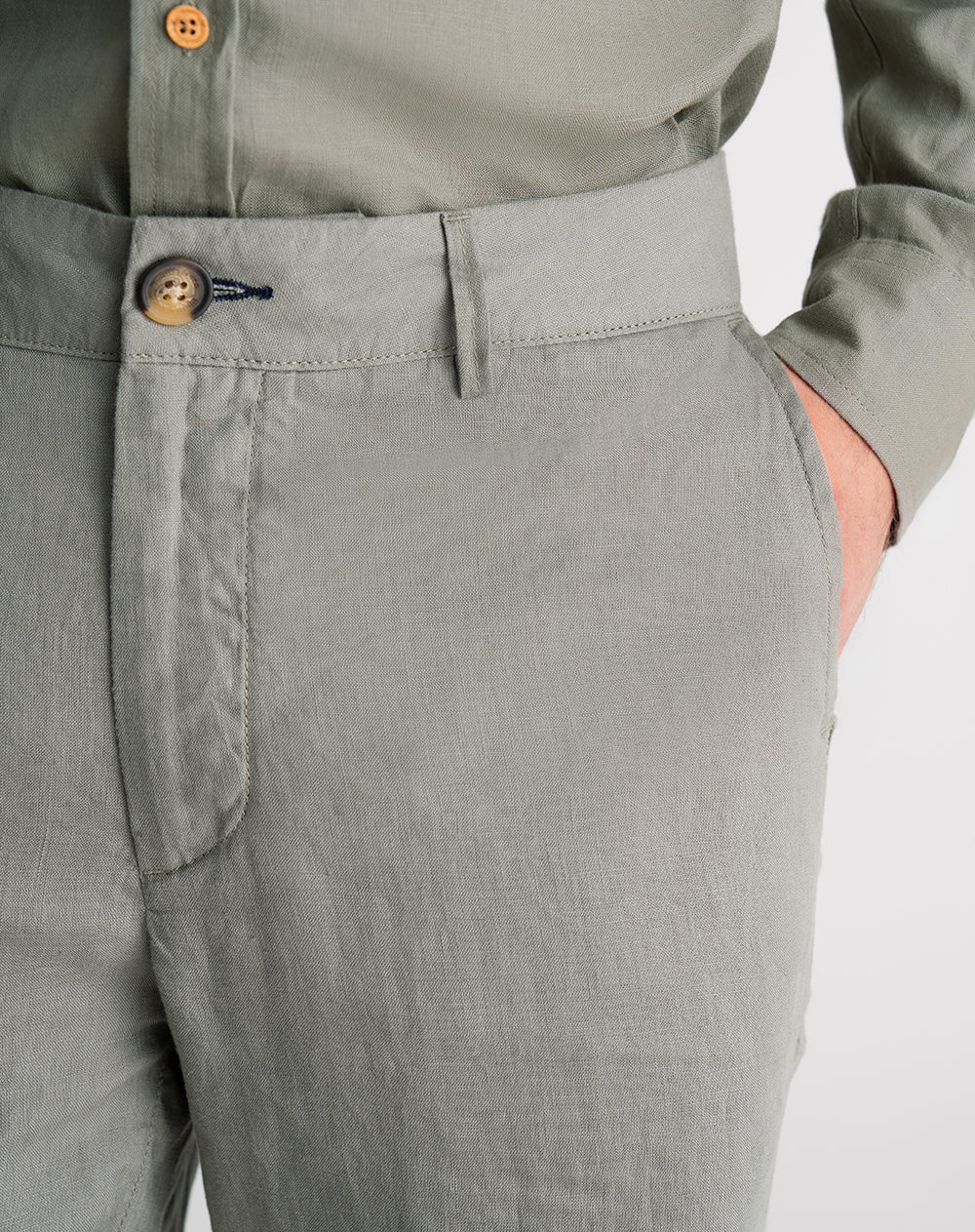 Bermuda regular fit en lino verde