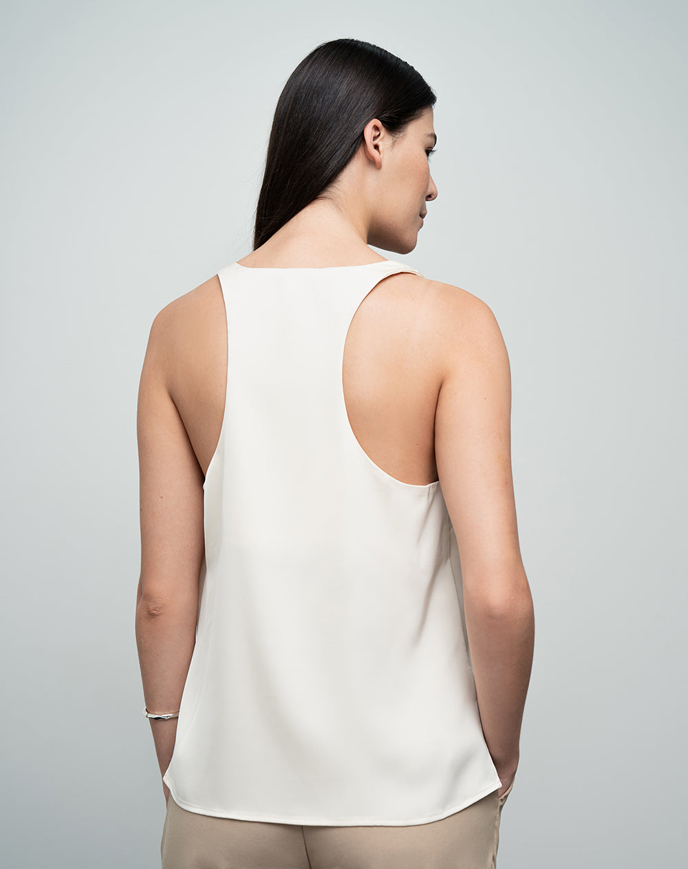 Camiseta regular fit crema