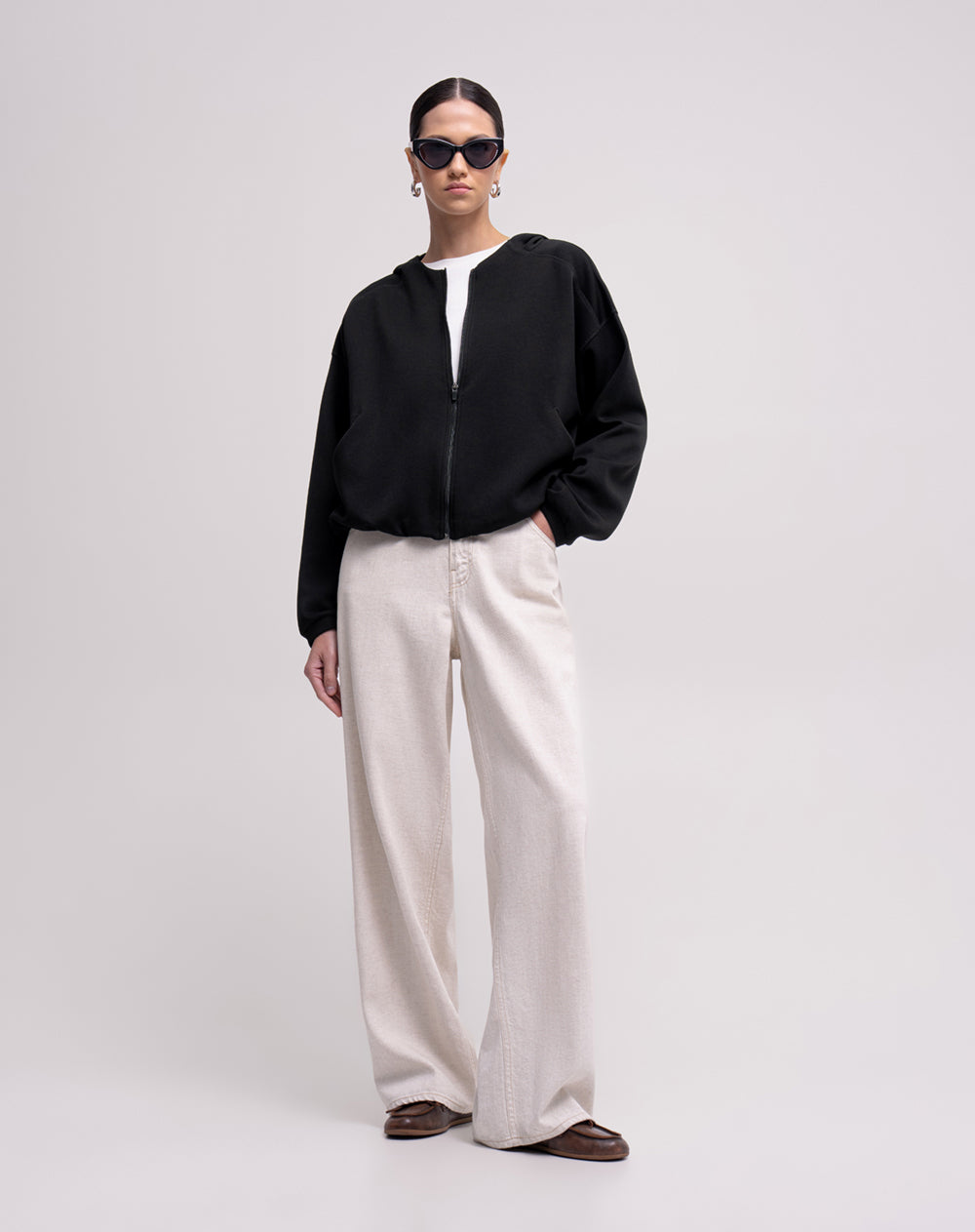 Chaqueta confort hoodie oversize negra mujer