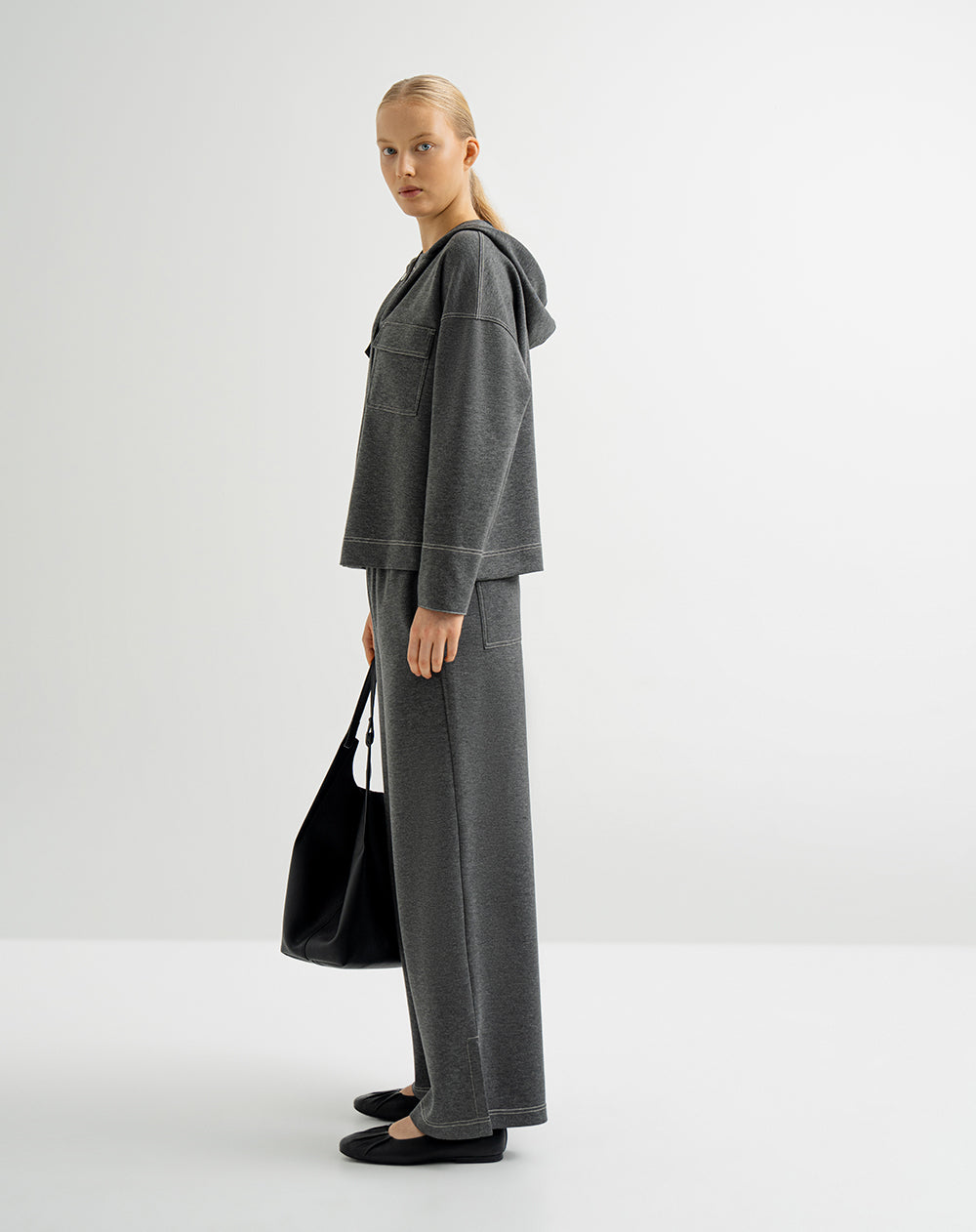 Pantalón tiro medio gris para mujer