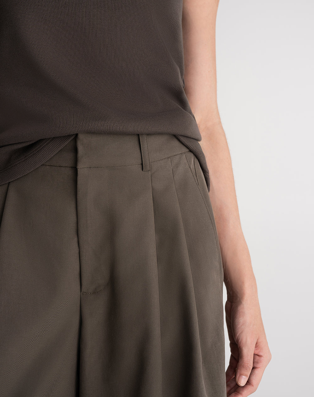 Pantalón palazzo tiro alto café mujer