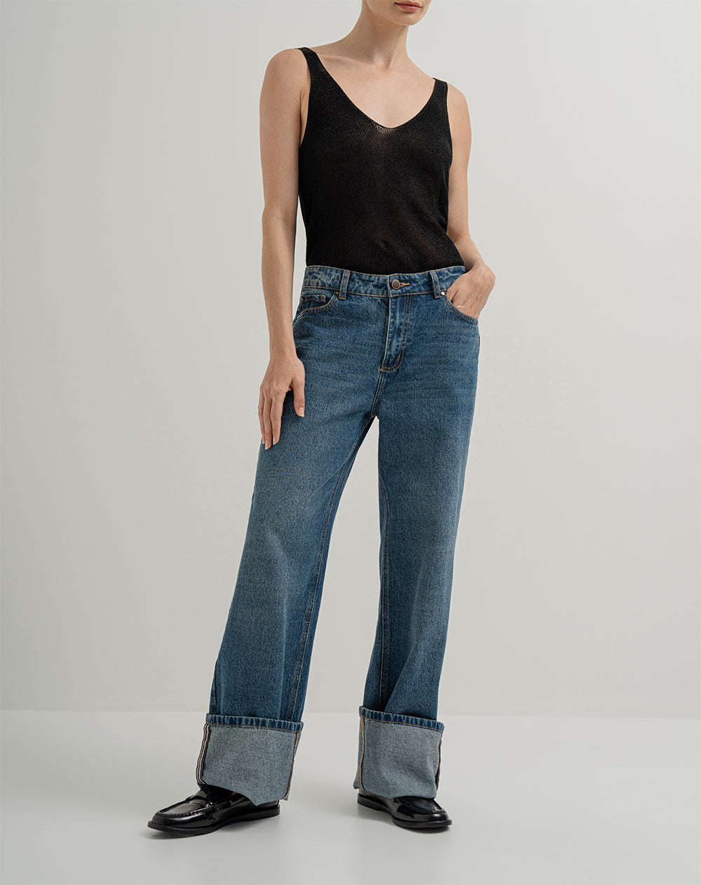 Jean regular fit tiro alto azul indigo oscuro