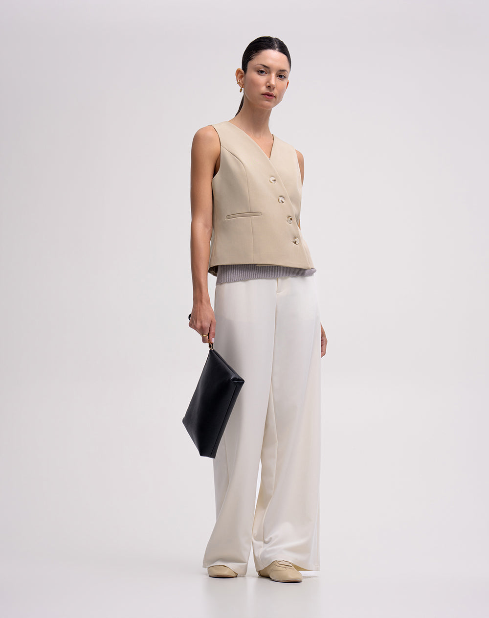 Chaleco cruzado regular caqui mujer