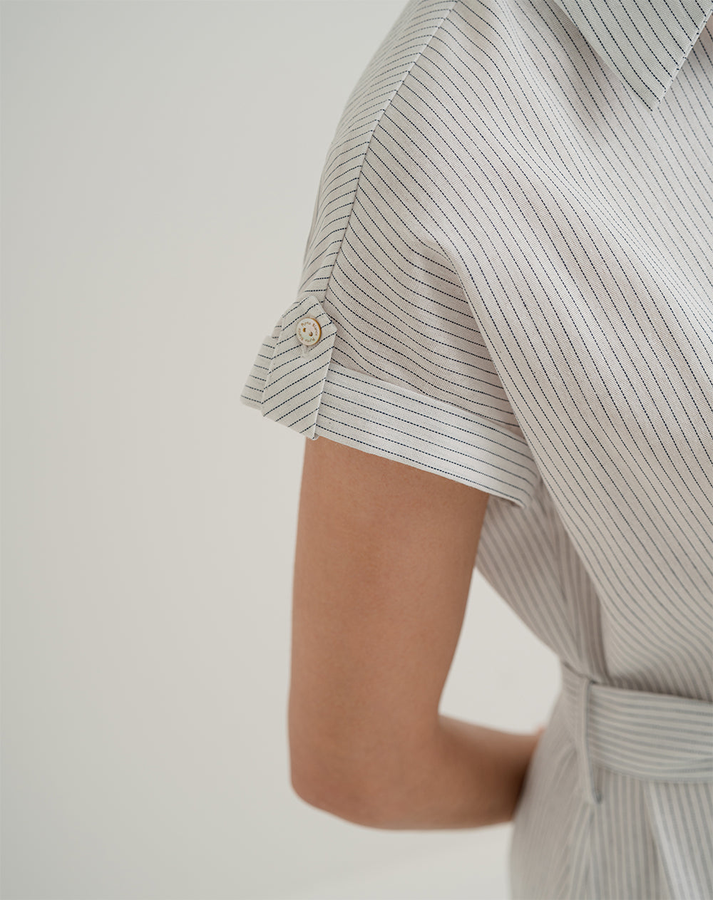 Vestido camisero con cinturón crudo mujer