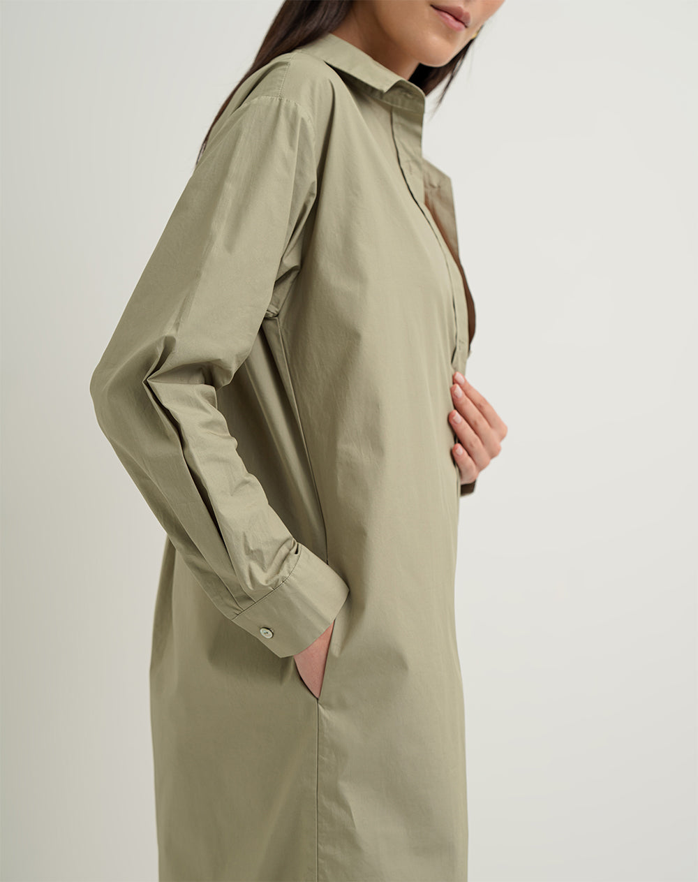 Vestido camisero algodón algodón bolsillos laterales verde mujer