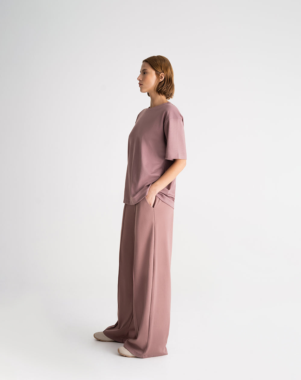 Pantalón relaxed fit tiro bajo palo de rosa