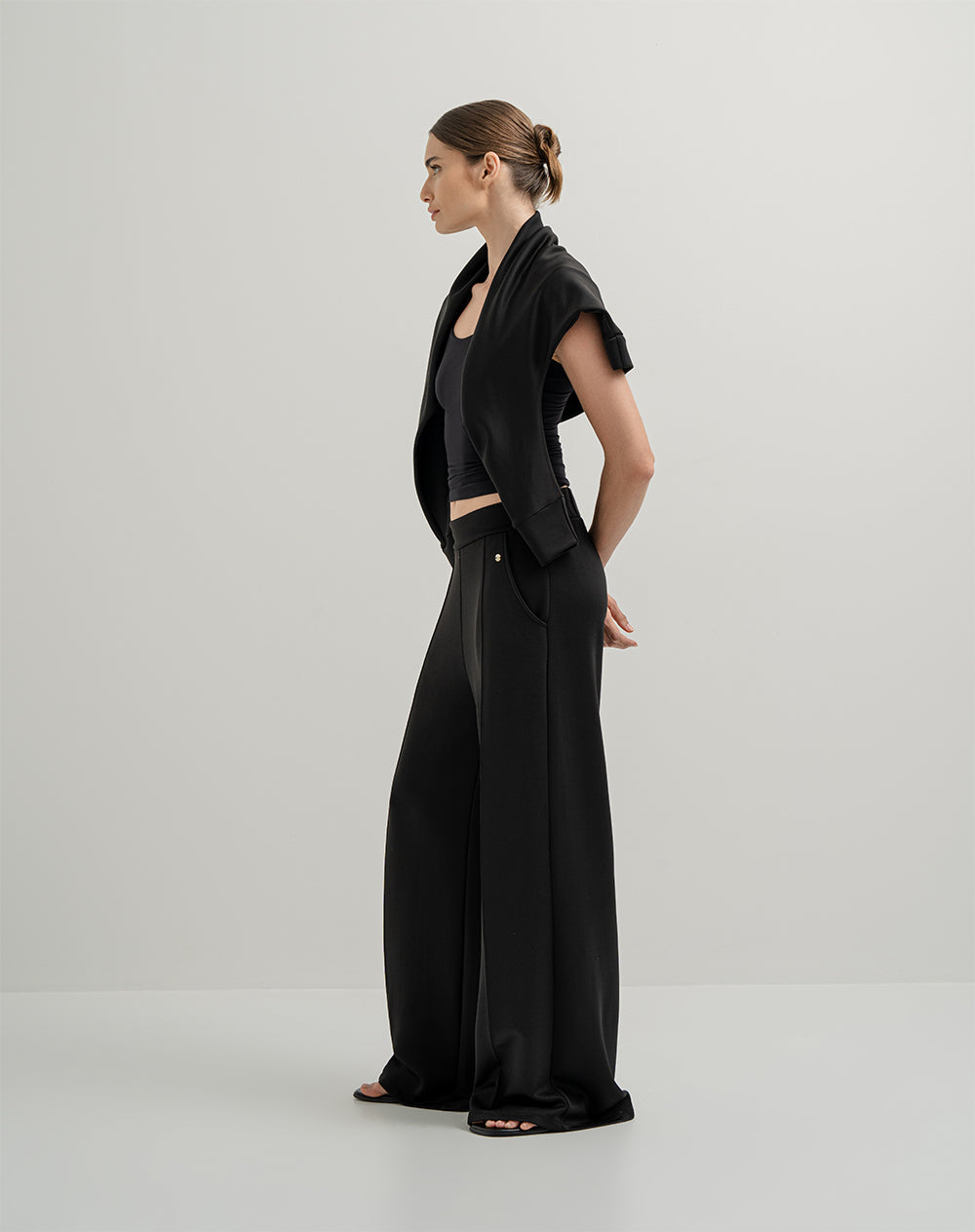 Pantalón confort tiro alto tacto suave negro mujer