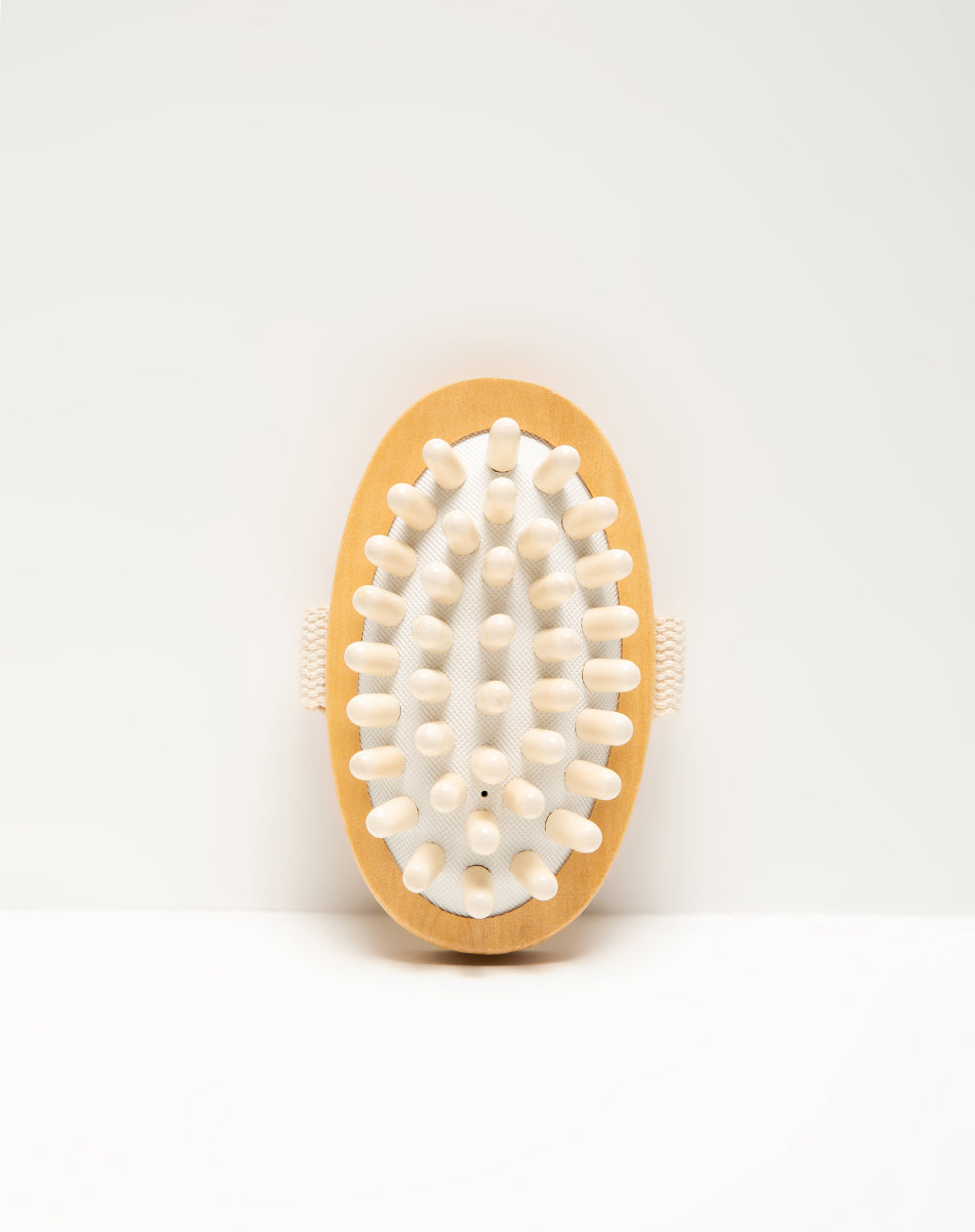 Masajeador corporal beige