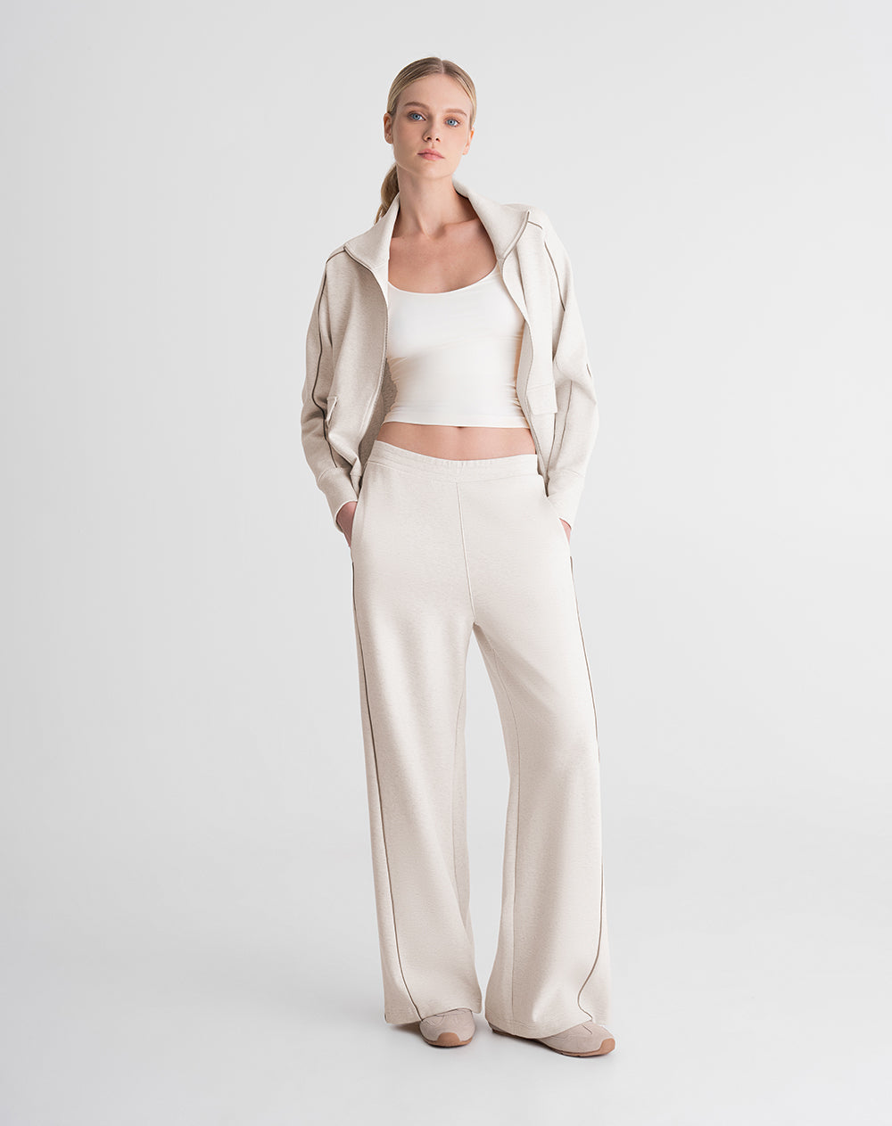 Pantalón tiro medio habano mujer