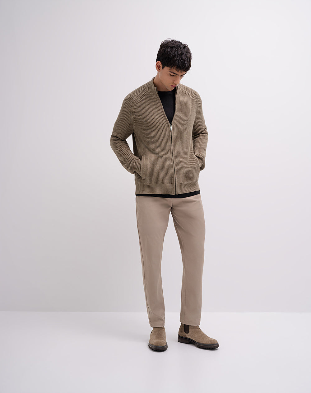 Suéter regular tejido de punto algodón café hombre