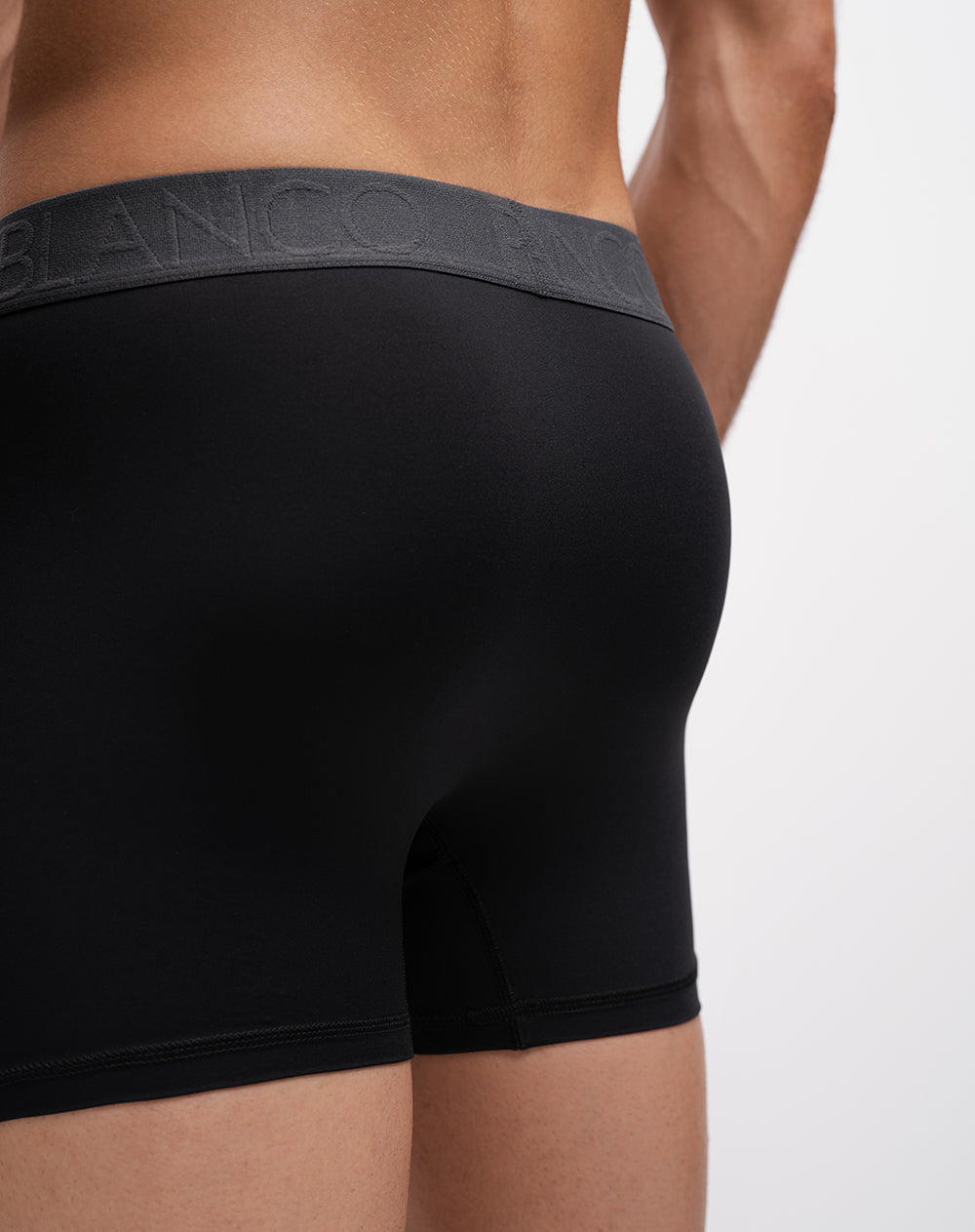 Bóxer deportivo medio microfibra x3unds surtido