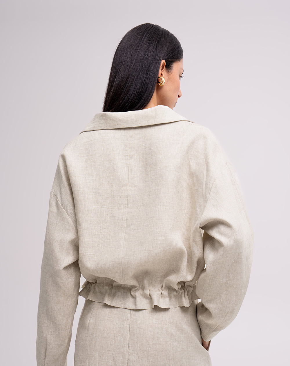 Chaqueta loose cuello alto en lino habana mujer