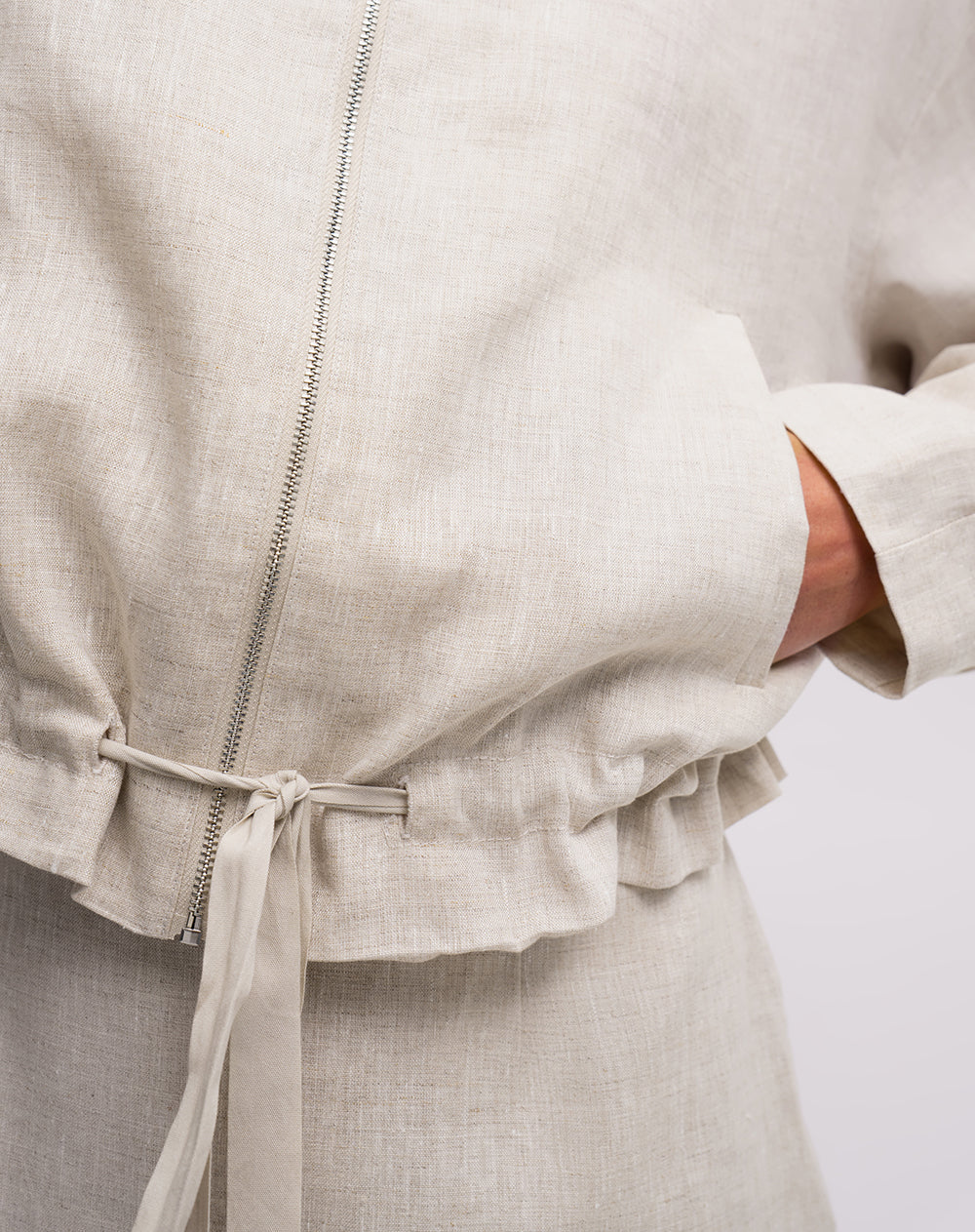 Chaqueta loose cuello alto en lino habana mujer