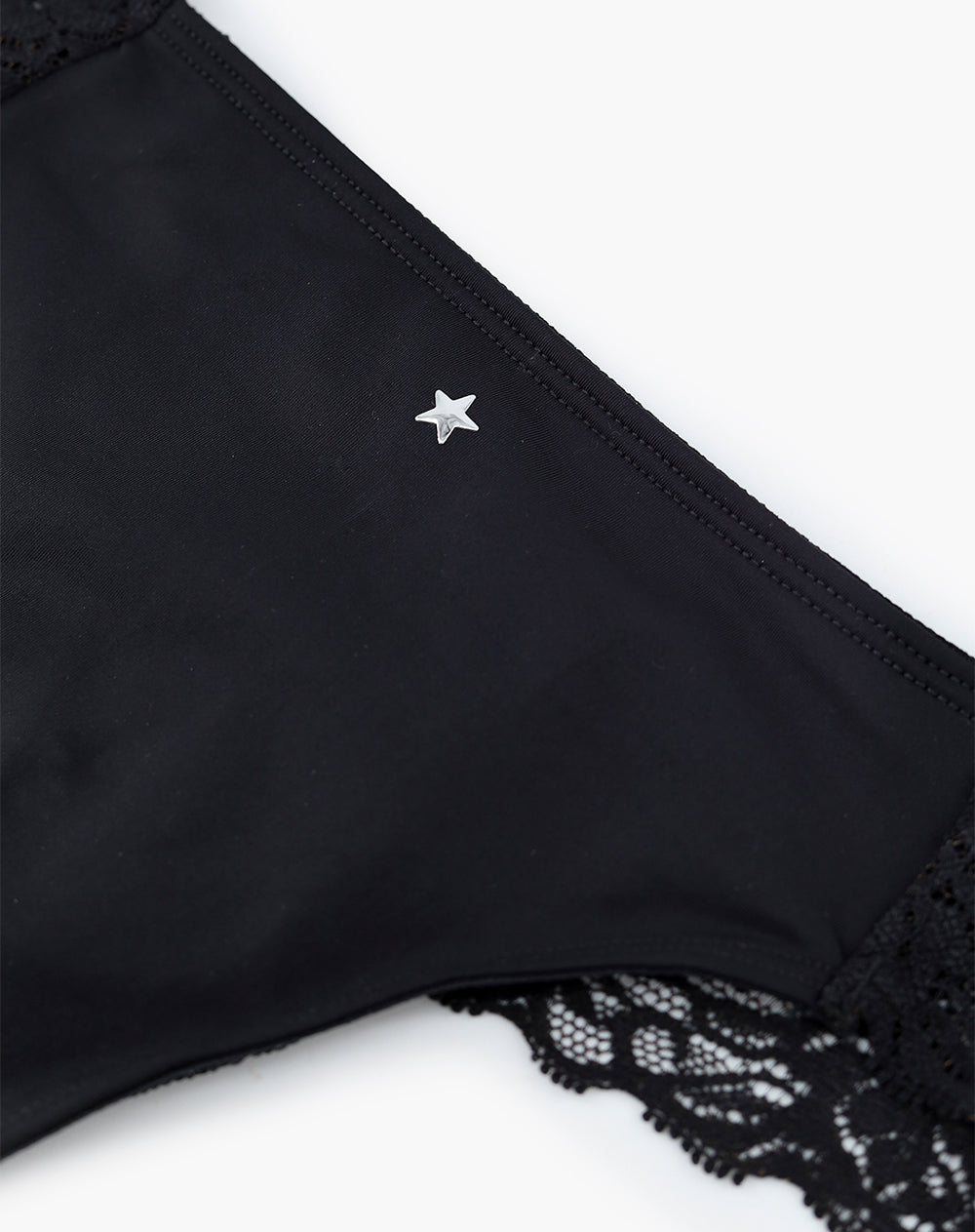 Panty brasilero en punto tiro medio negro