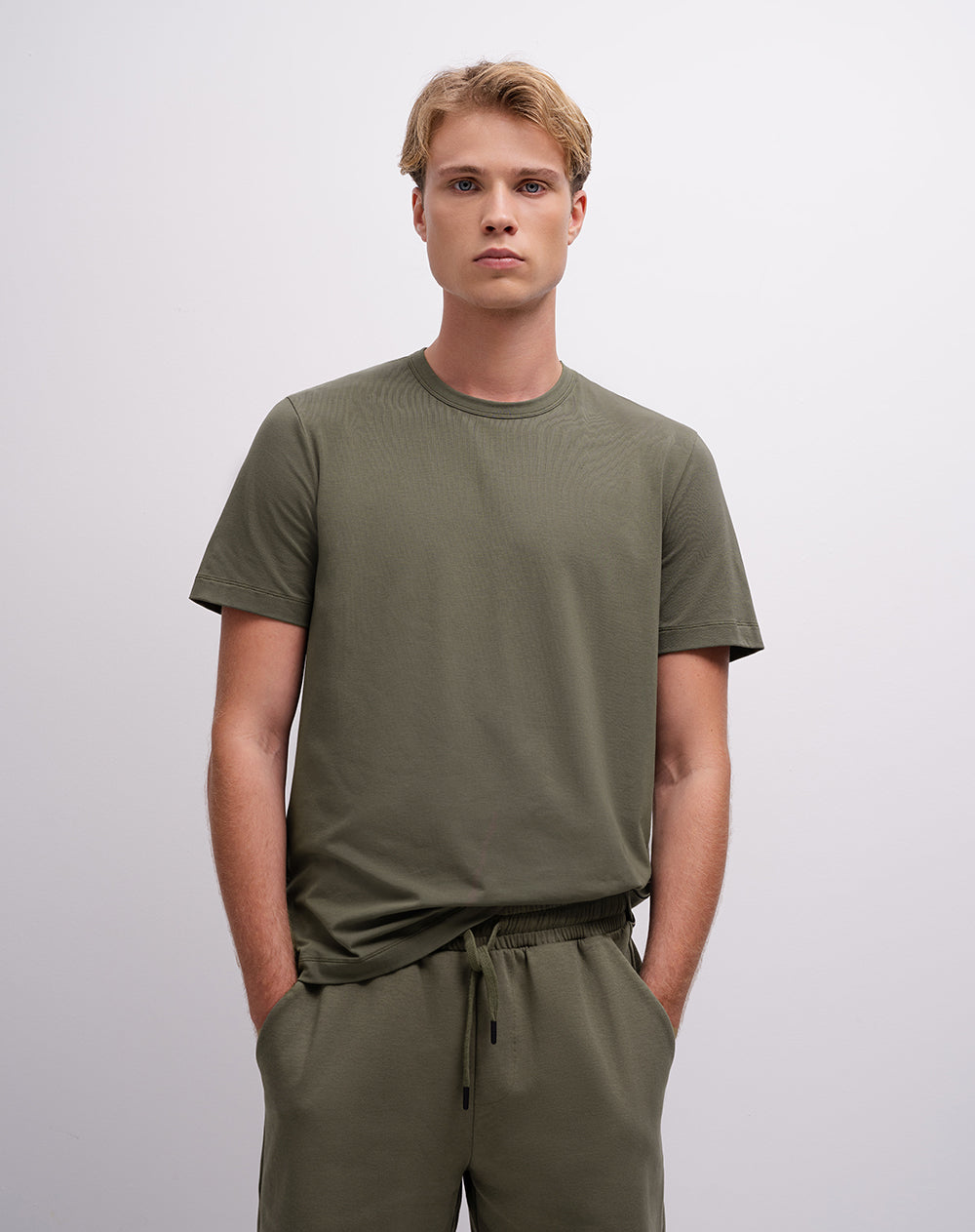 Camiseta regular verde hombre