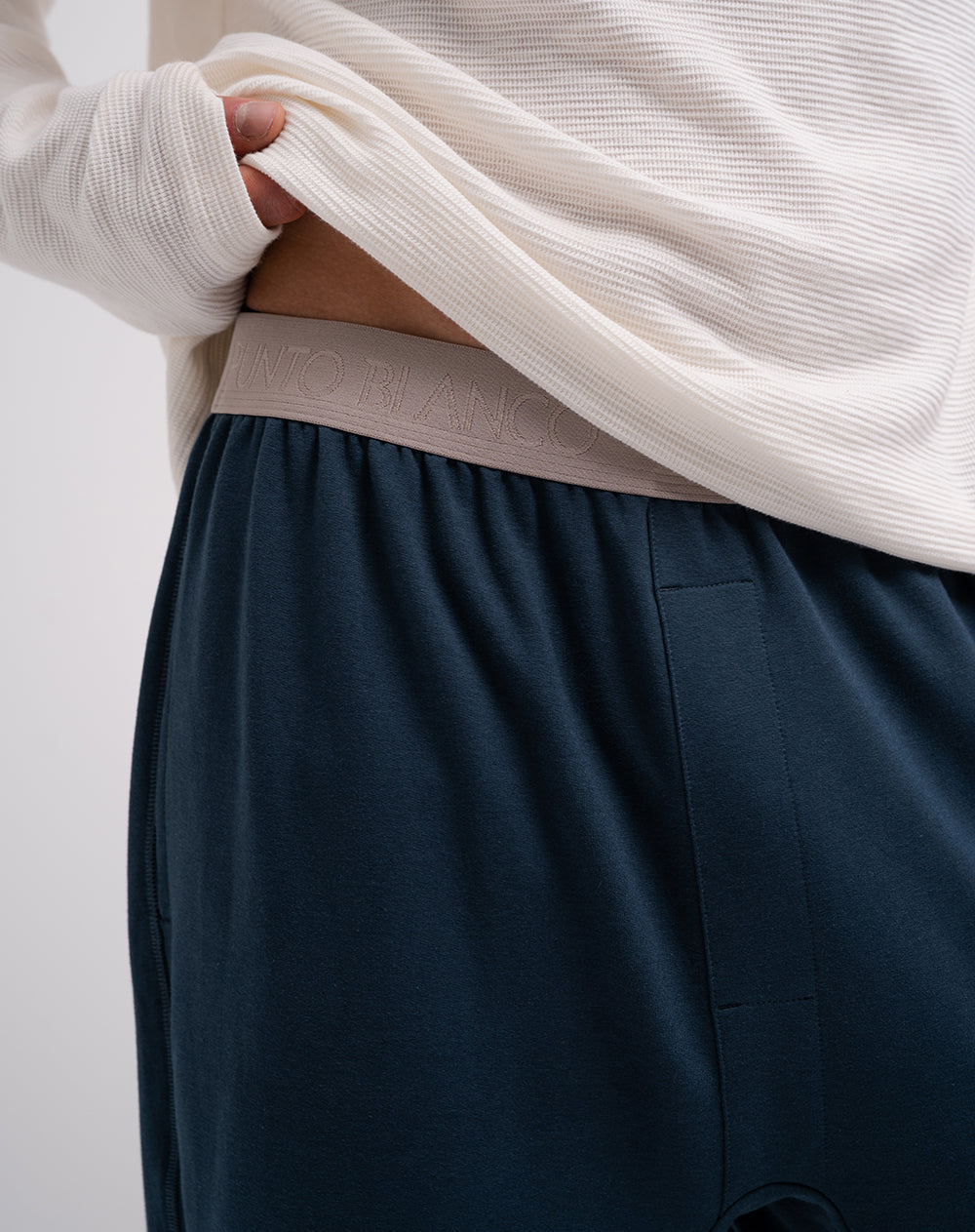 Jogger regular azul hombre