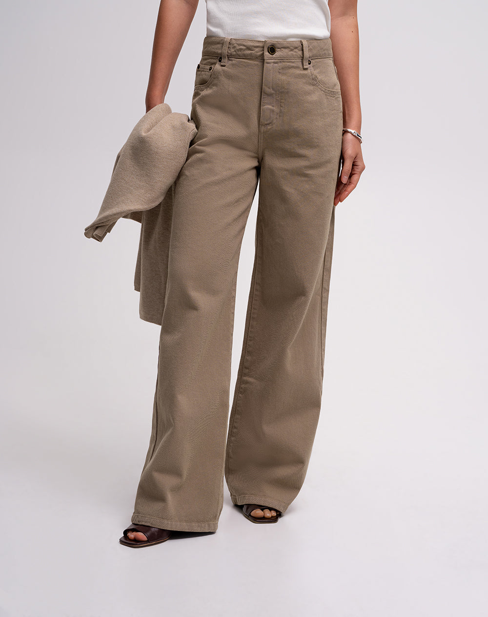 Jean tiro alto habano mujer