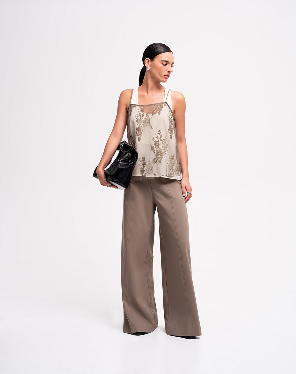 Camisa regular lencera de encaje café mujer