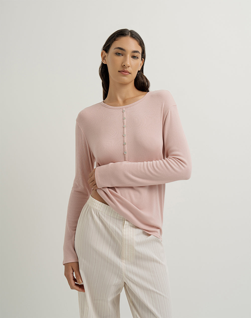 Camiseta relaxed fit manga larga malva
