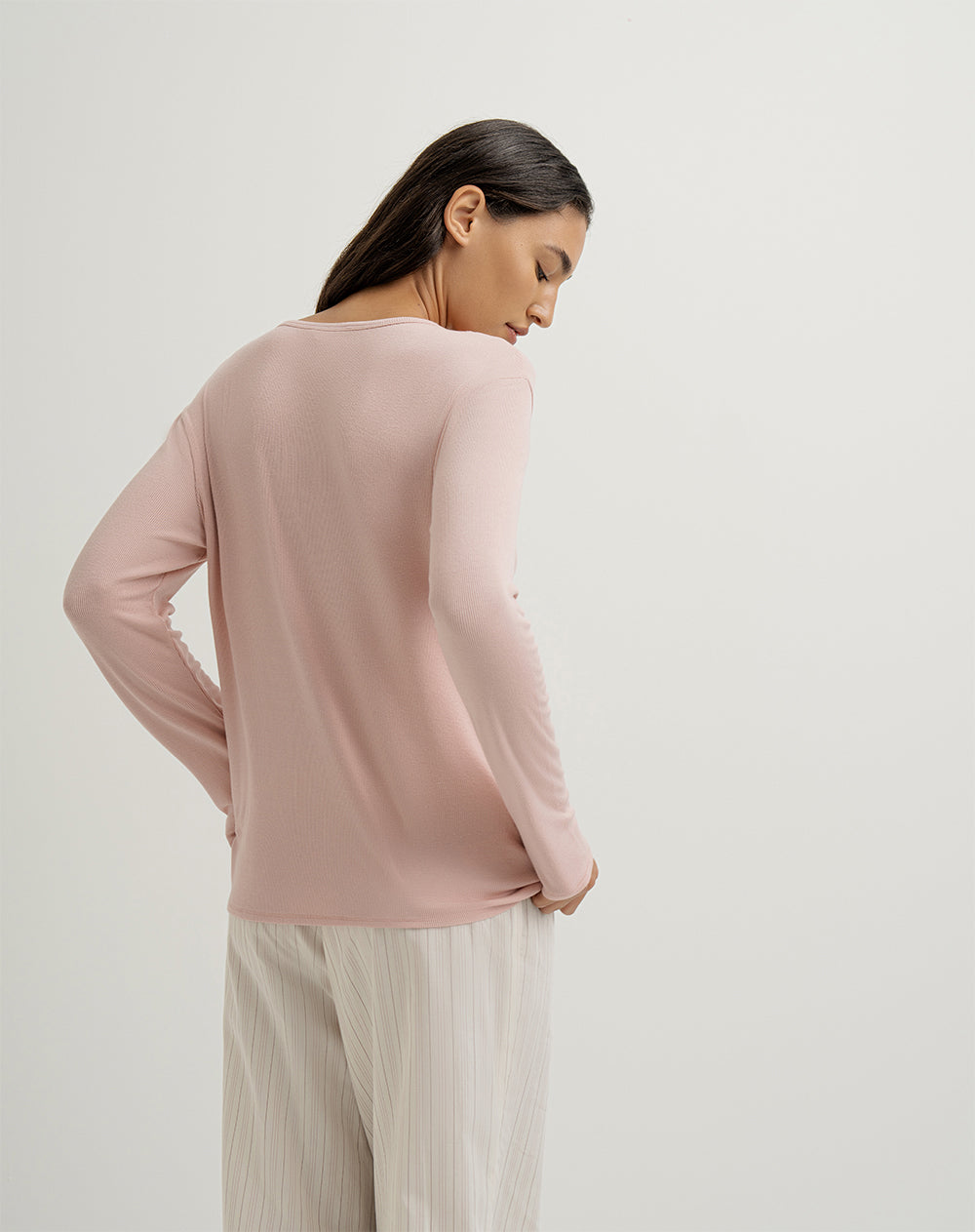 Camiseta relaxed fit manga larga malva