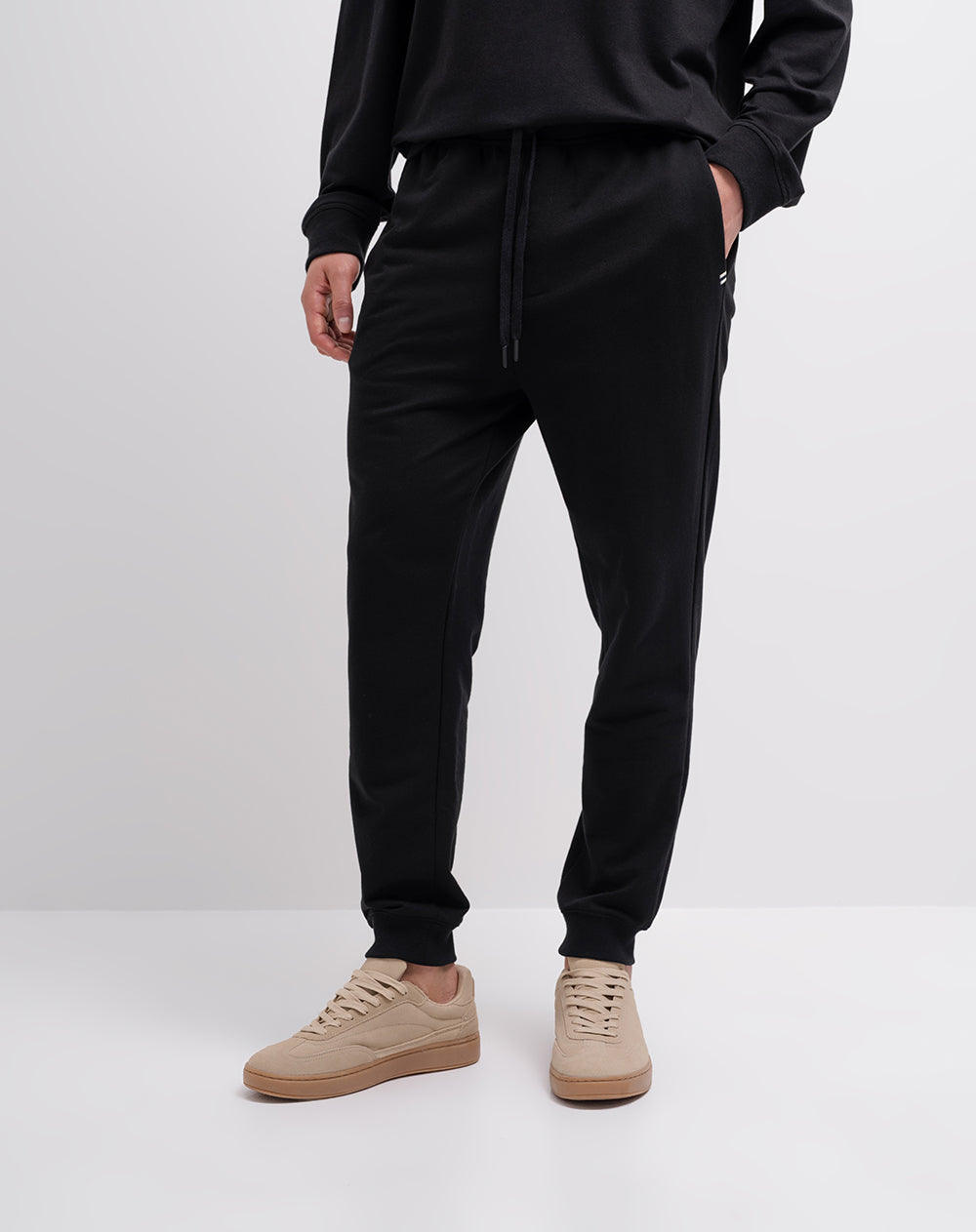 Jogger confort regular negro hombre