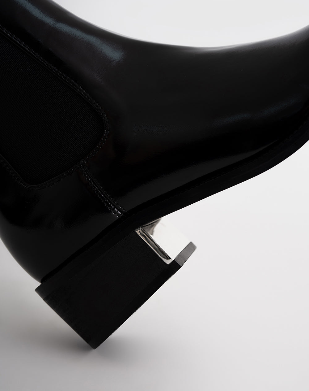 Botín chelsea negro mujer
