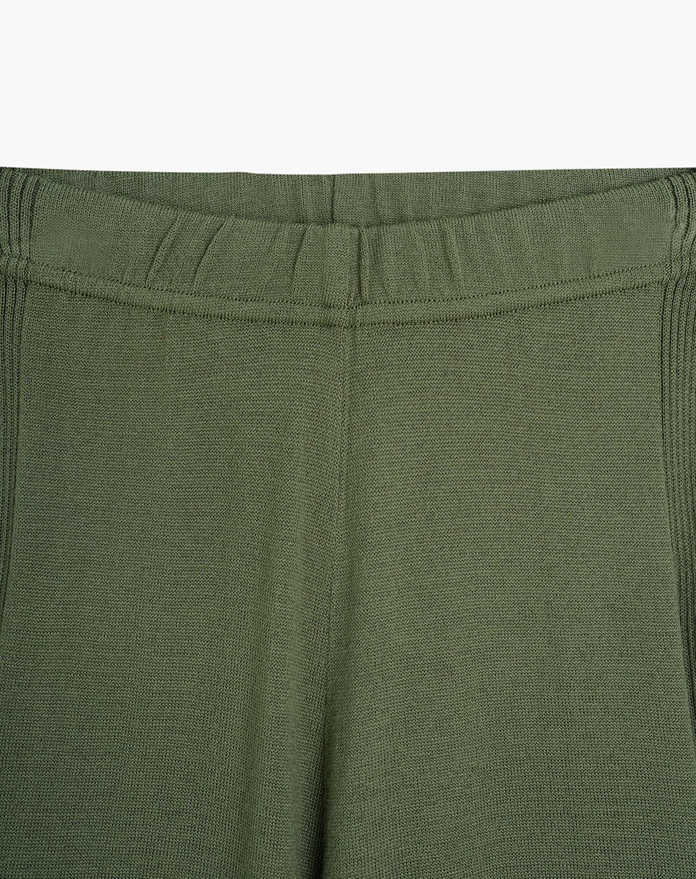 Pantalón relaxed fit tiro medio verde
