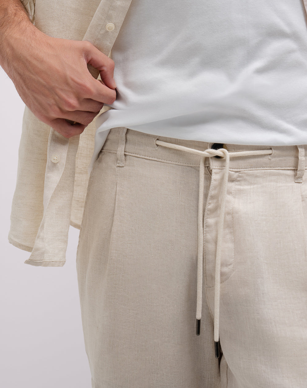 Bermuda regular lino kaki hombre