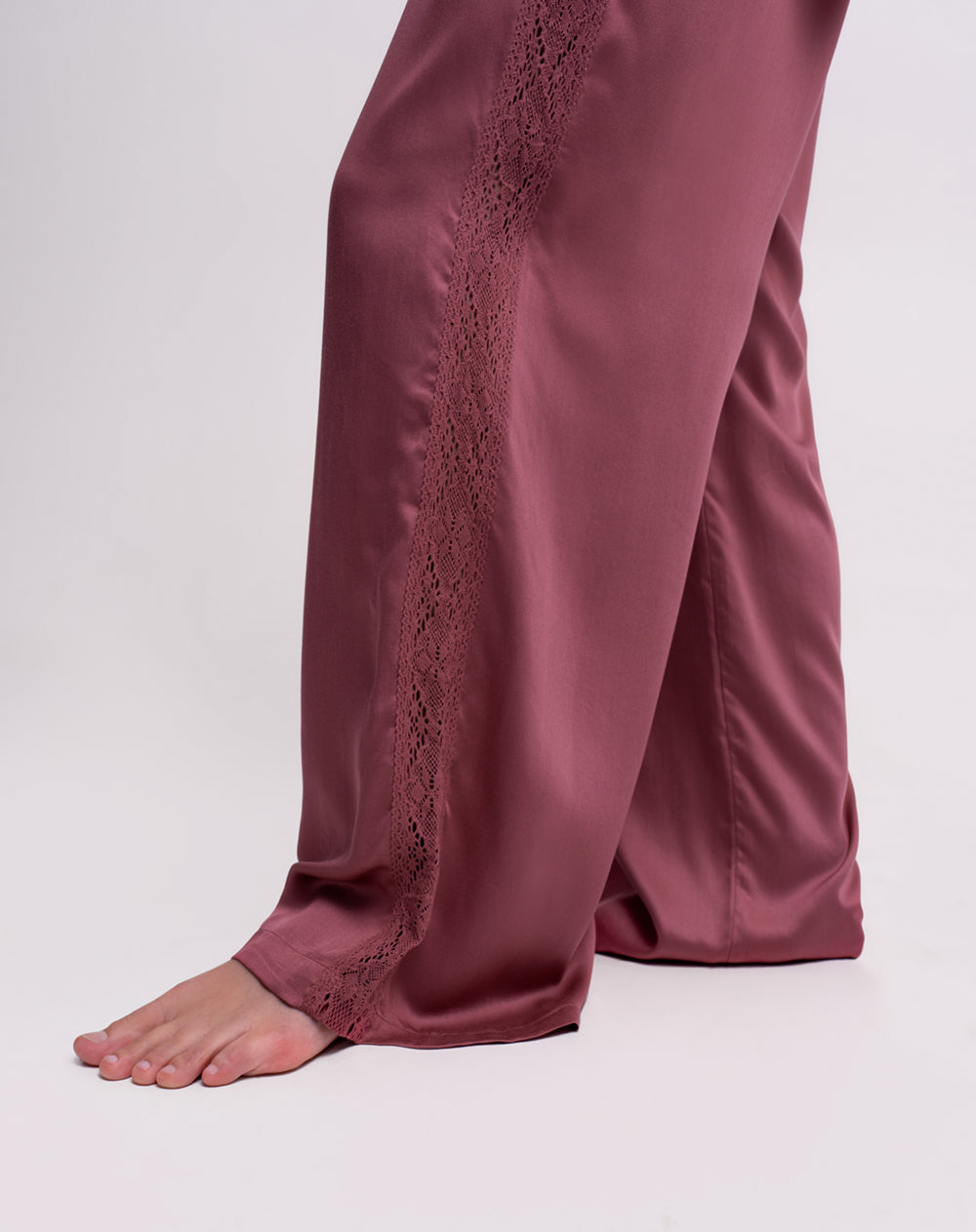 Pantalón relaxed fit tiro alto palo de rosa