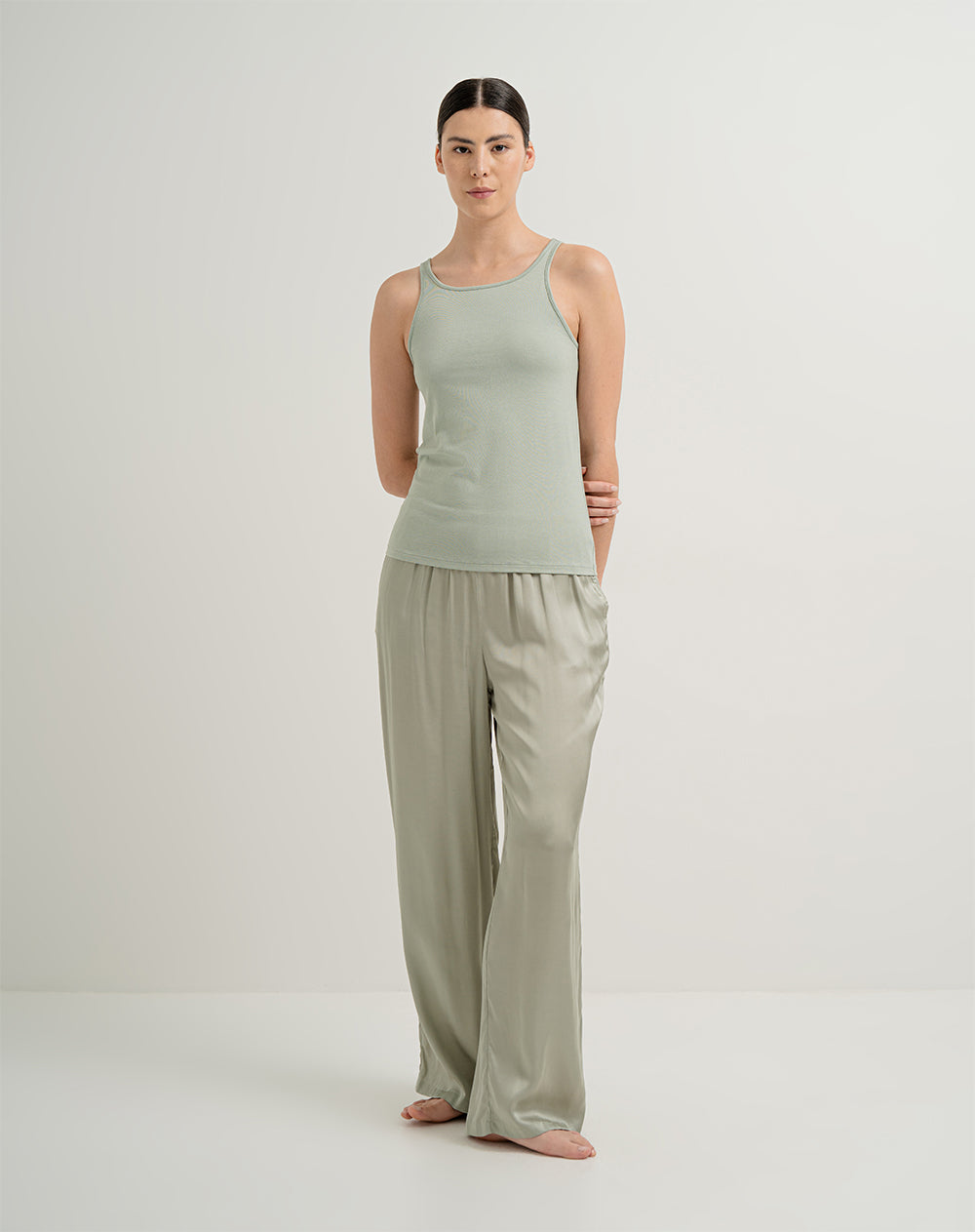 Camiseta sisa de pijama mujer algodón sostenible verde