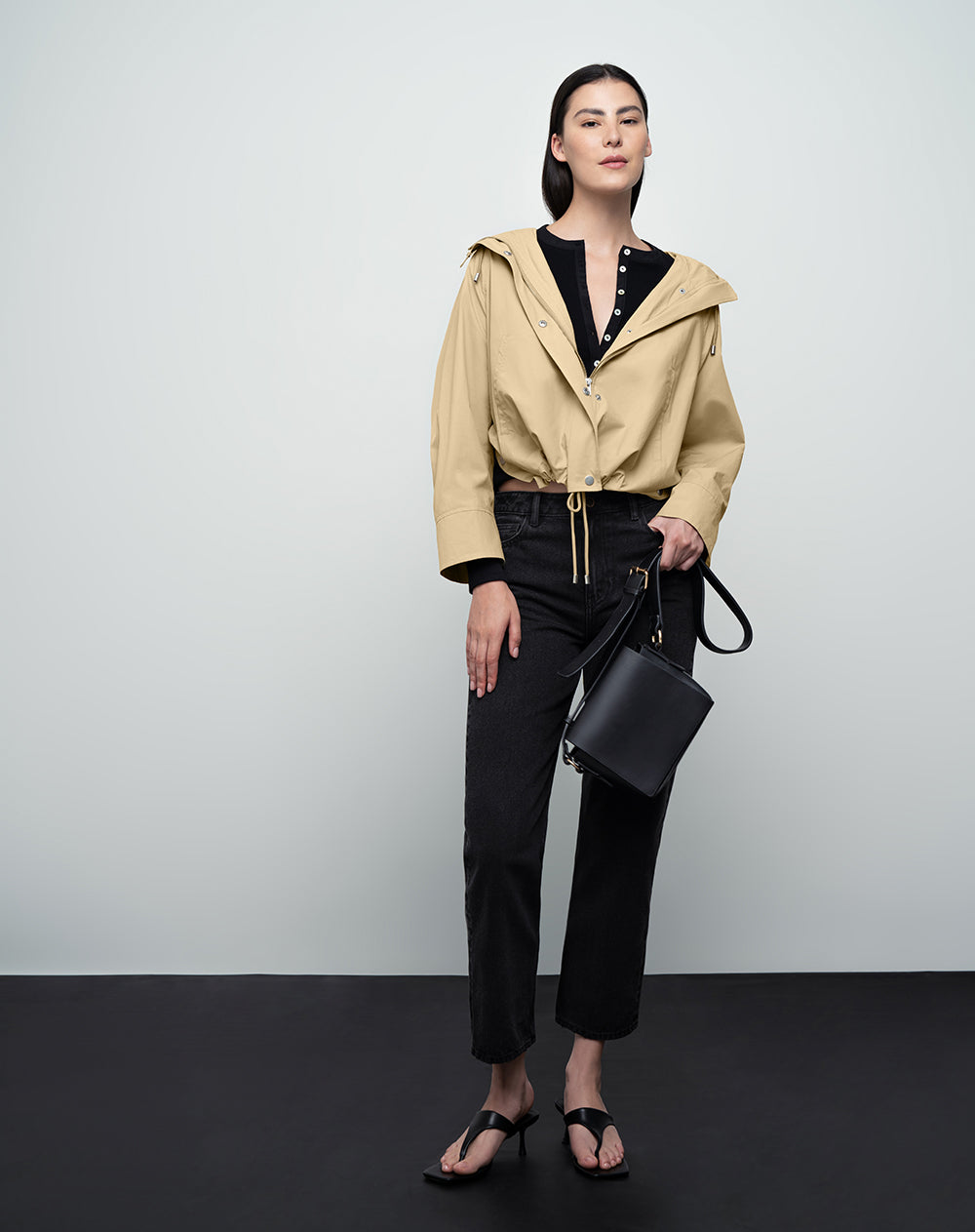 Chaqueta oversized con capucha kaki