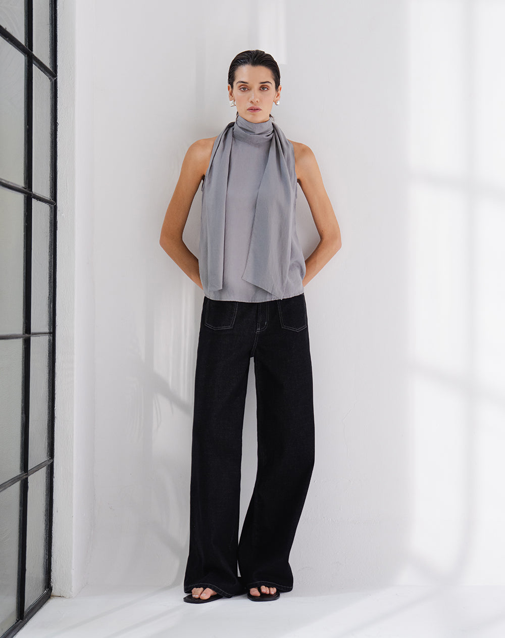 Jean wide leg tiro medio denim negro mujer