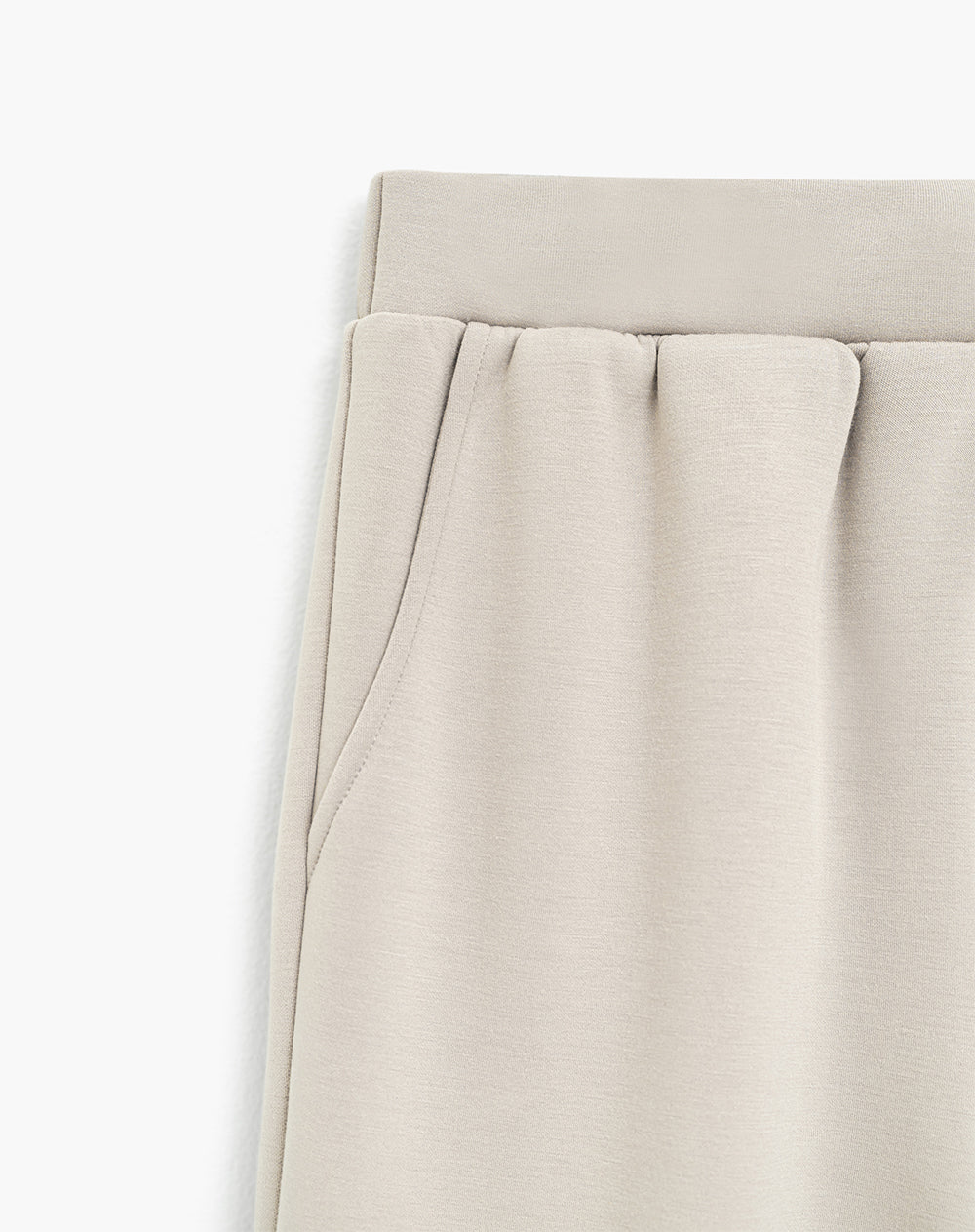 Pantalón confort  tiro medio arena mujer